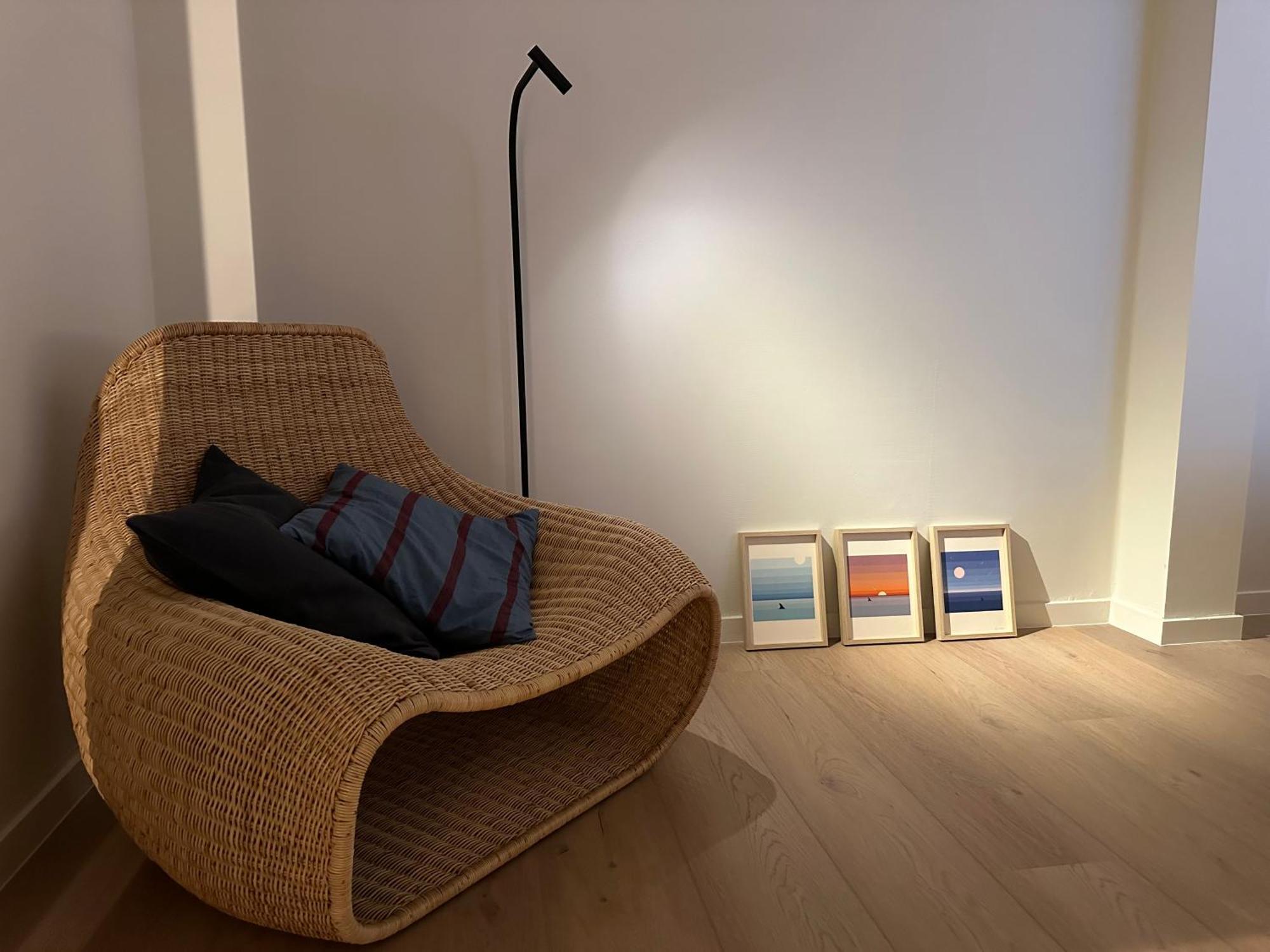 Appartement Away From By The *
