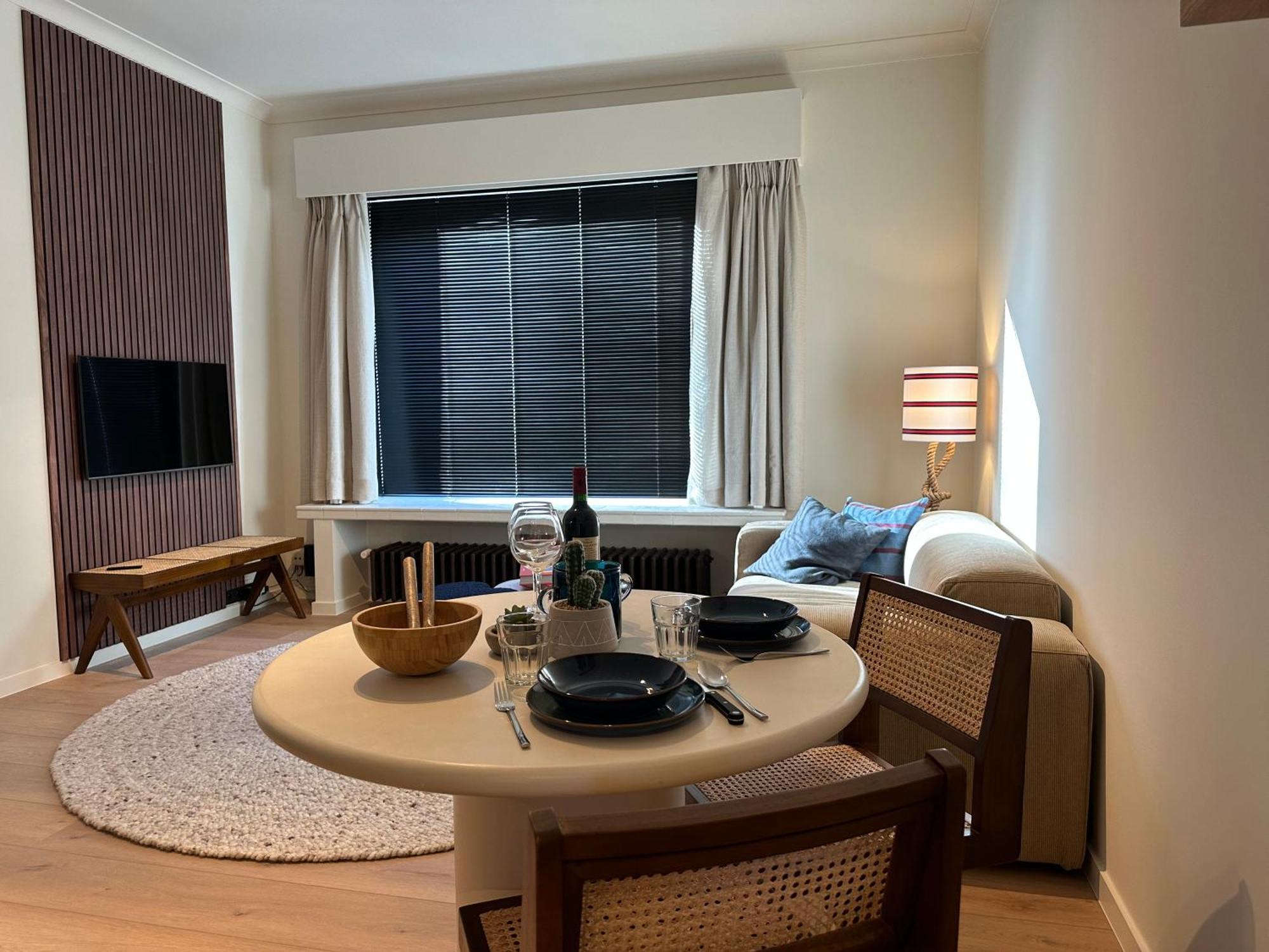 Away From By The Appartement